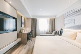 Atour Hotel Changshu Changjiang Road,,3 star