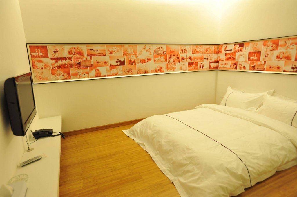 spring time hotel