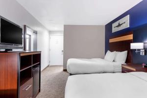 Avion Inn Near Lga Airport, Ascend Hotel Collection,In East Elmhurst (Queens),3 star