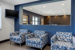 Avion Inn Near Lga Airport, Ascend Hotel Collection,In East Elmhurst (Queens),3 star