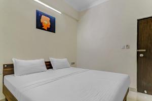 capital o 82296 safari rooms