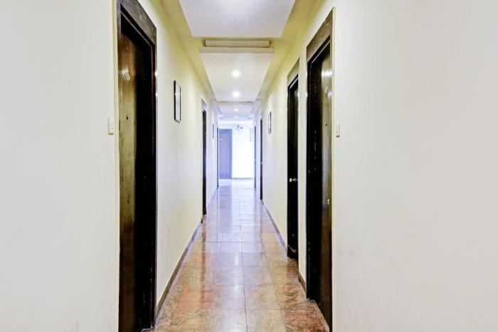 oyo townhouse 81794 banjara hills