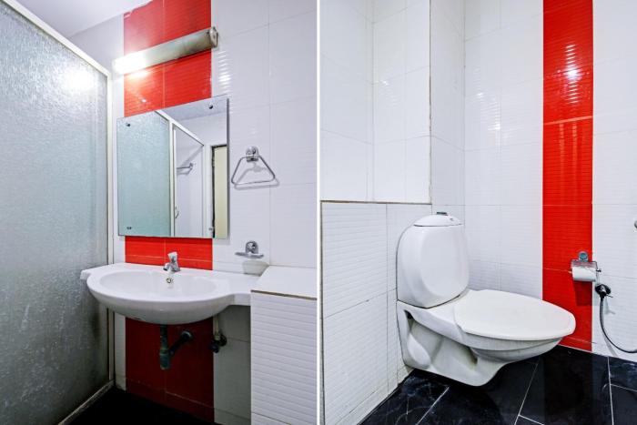 oyo townhouse 81794 banjara hills