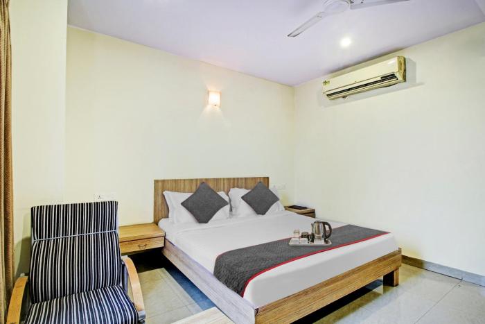 oyo townhouse 81794 banjara hills