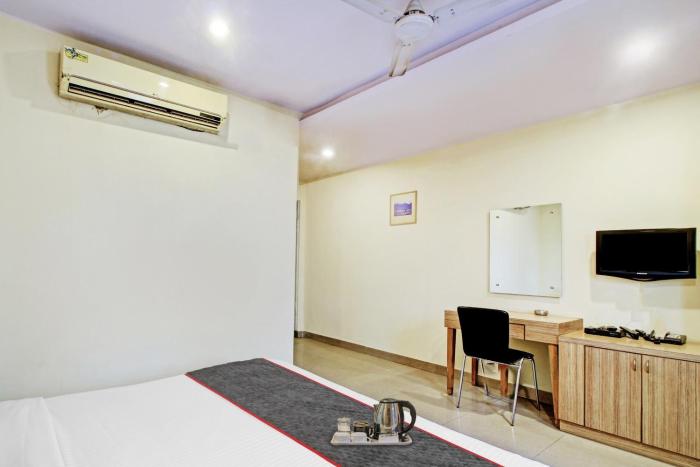 oyo townhouse 81794 banjara hills