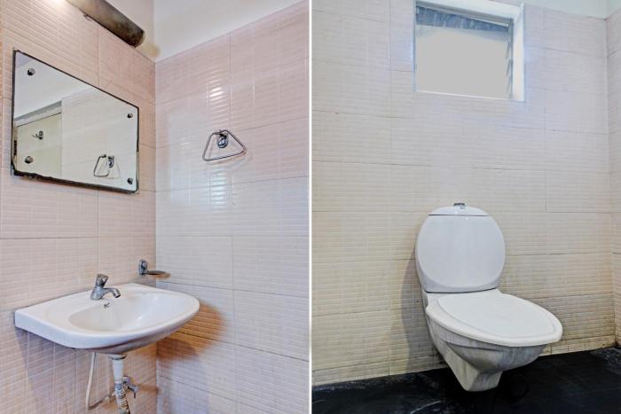 oyo townhouse 81794 banjara hills