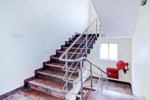 oyo townhouse 81794 banjara hills