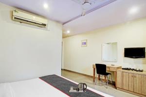 oyo townhouse 81794 banjara hills