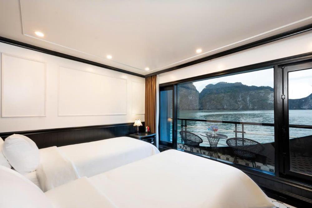 dragon bay cruise
