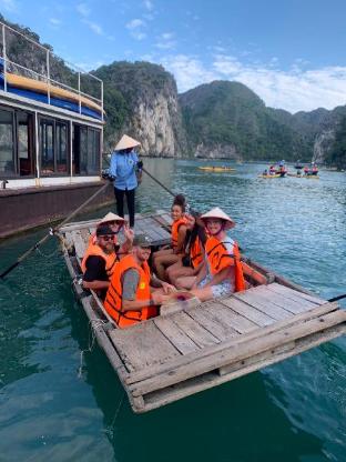 dragon bay cruise