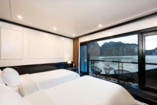 dragon bay cruise