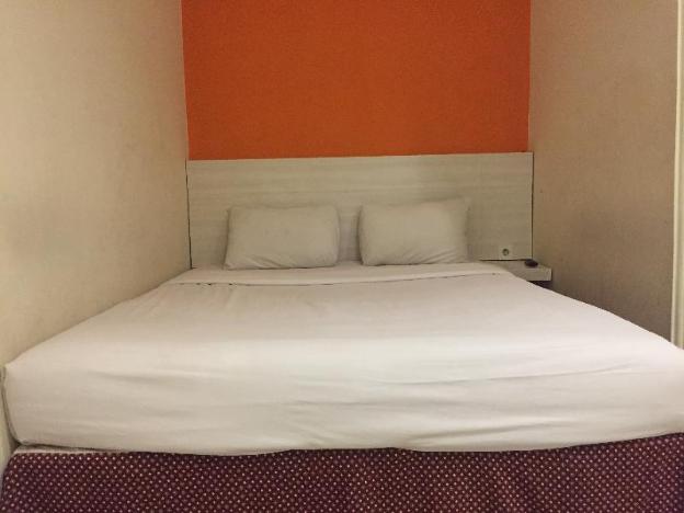 reddoorz plus the alden hotel