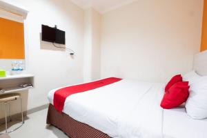 reddoorz plus the alden hotel