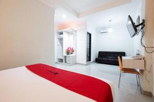 reddoorz plus the alden hotel