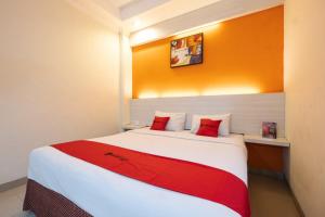 reddoorz plus the alden hotel