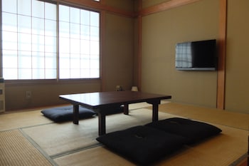 ks house hakuba alps hostel
