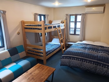 ks house hakuba alps hostel