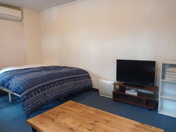 ks house hakuba alps hostel