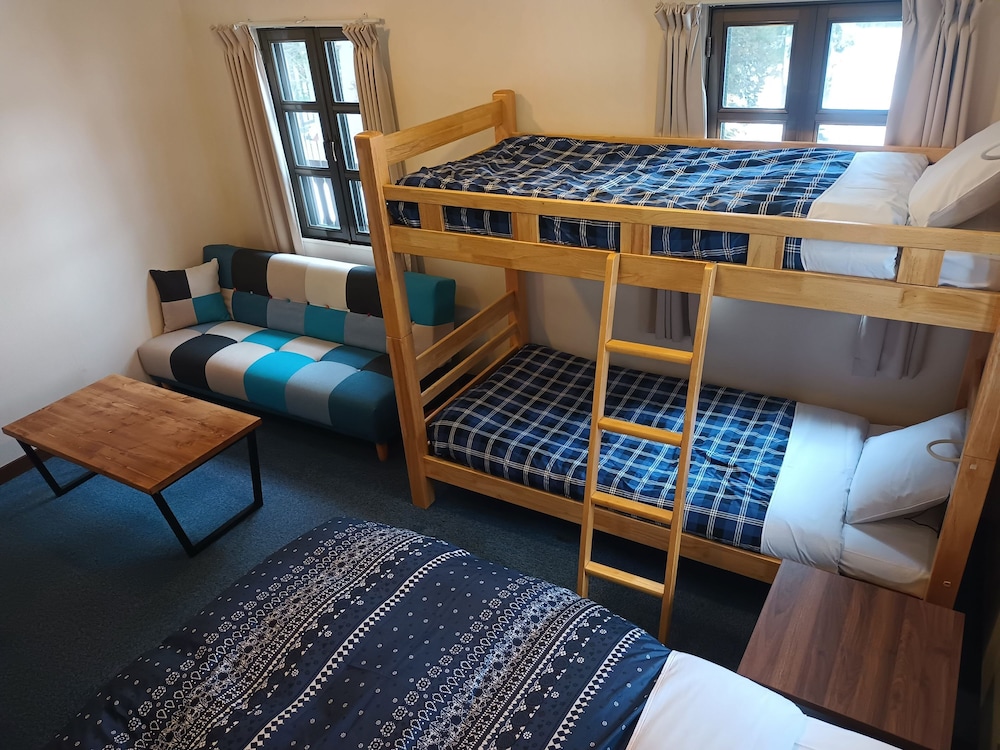 ks house hakuba alps hostel