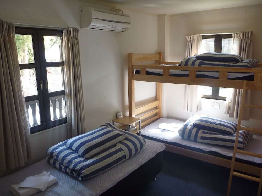 ks house hakuba alps hostel