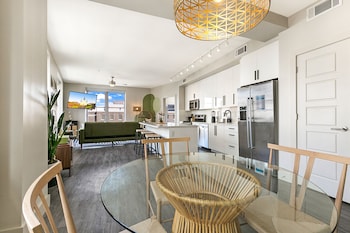 pet friendly elegant condos new orleans