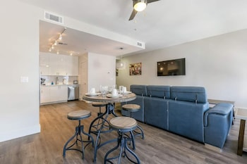 pet friendly elegant condos new orleans