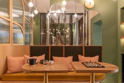 hotel amoi paris