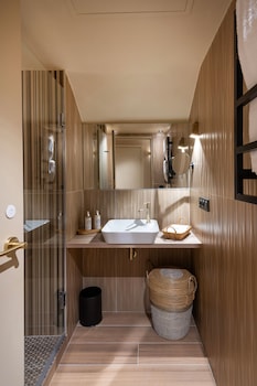 hotel amoi paris