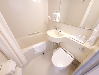 toyoko inn kenkyu gakuen ekimae