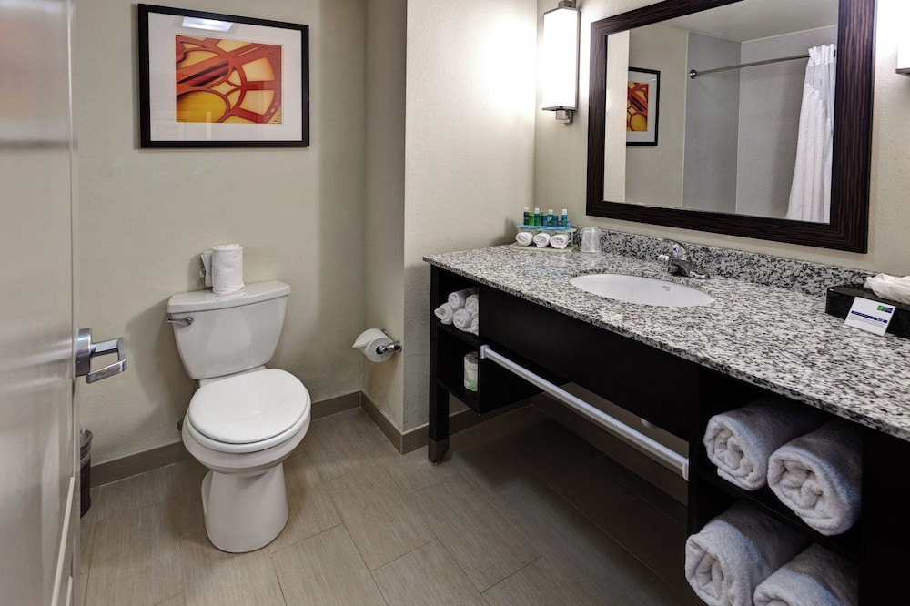 holiday inn express and suites wichita northwest by ihg