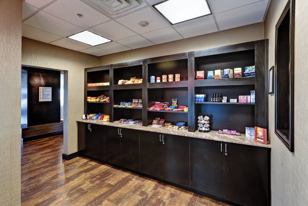 holiday inn express and suites wichita northwest by ihg