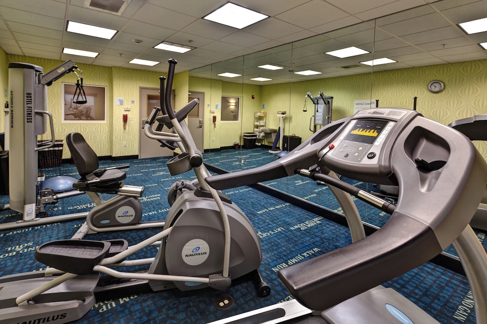 holiday inn express and suites wichita northwest by ihg
