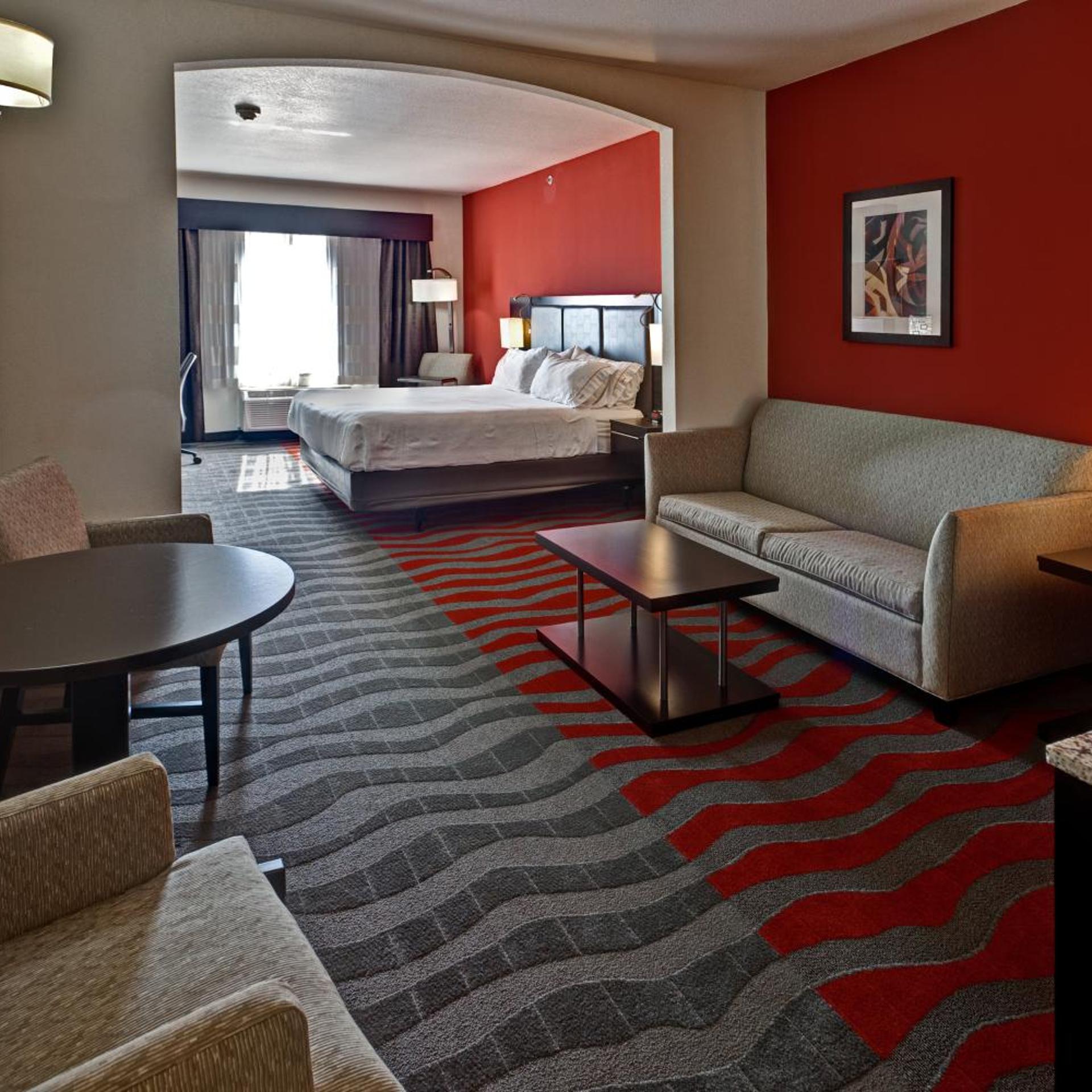 holiday inn express and suites wichita northwest by ihg