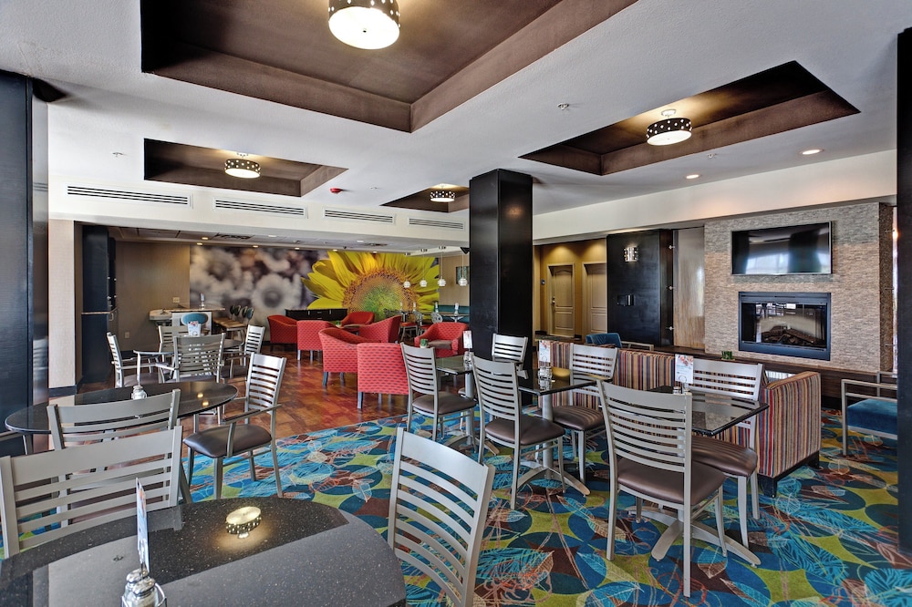 holiday inn express and suites wichita northwest by ihg