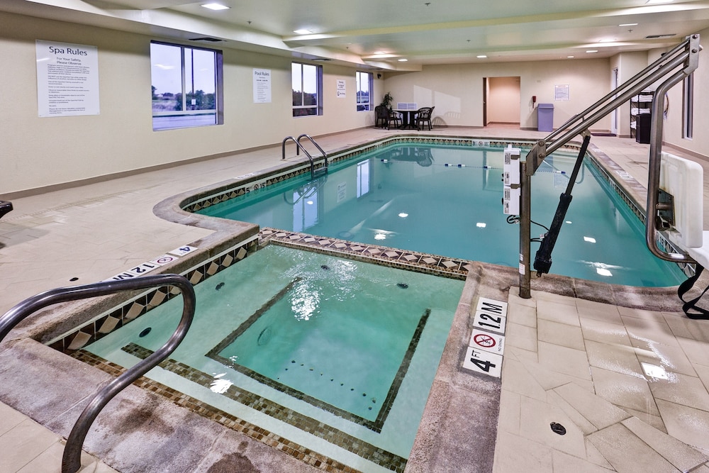 holiday inn express and suites wichita northwest by ihg