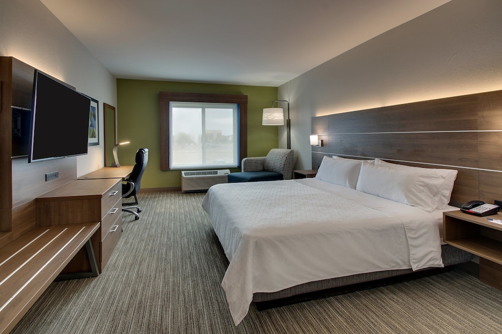 holiday inn express and suites waukegan by ihg