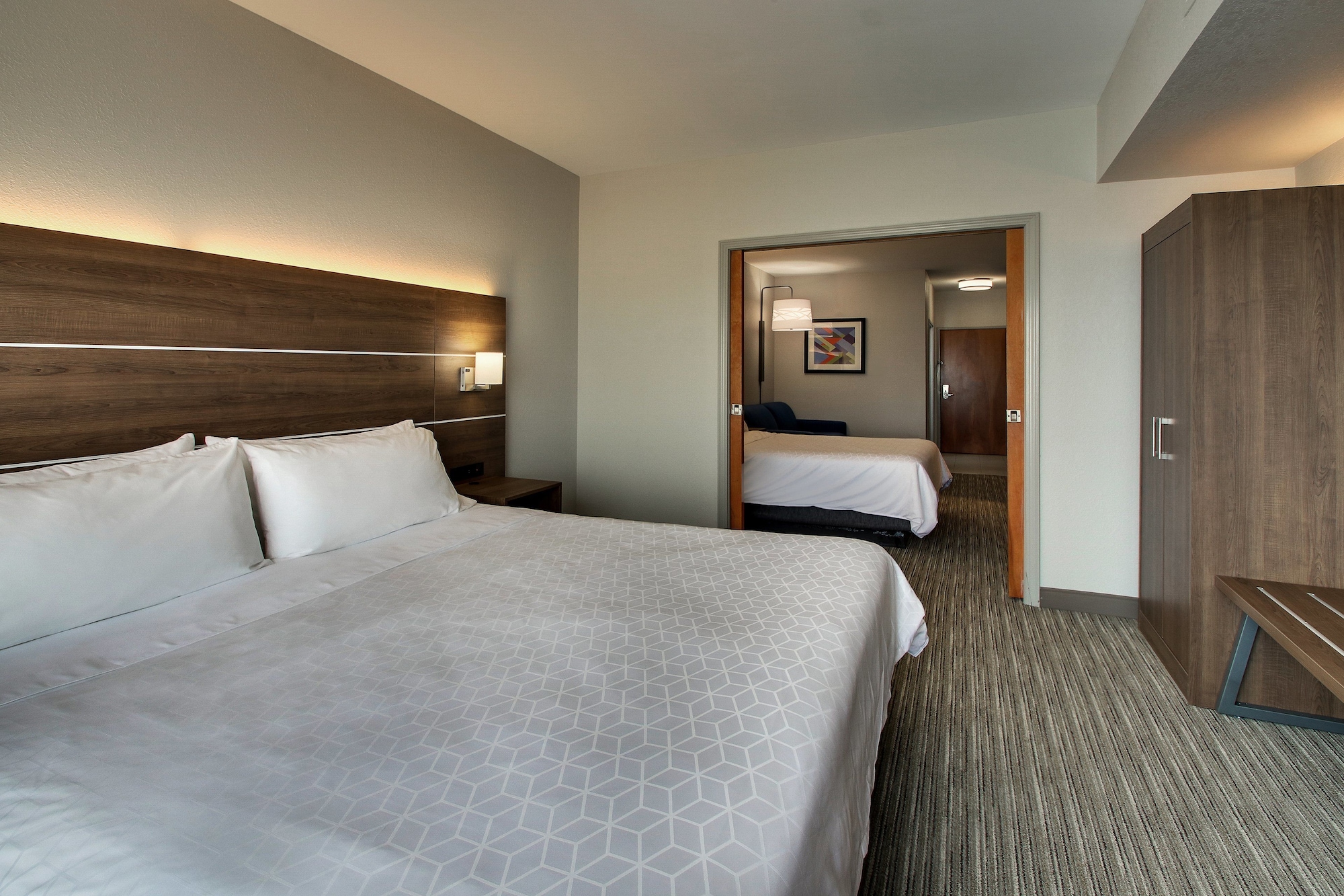 holiday inn express and suites waukegan by ihg