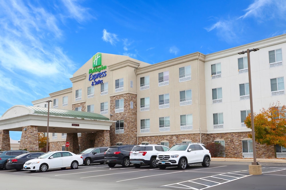 holiday inn express and suites waukegan by ihg