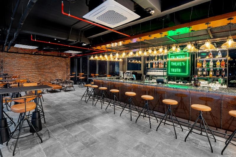 apec mandala hotel and suites bac giang