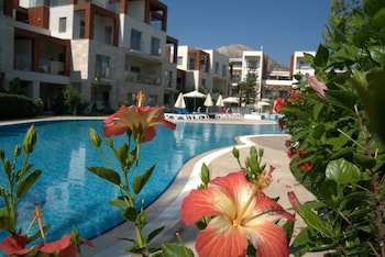 sundance suites hotel
