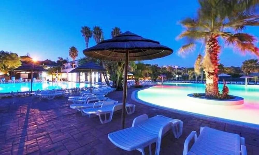 sporting club village