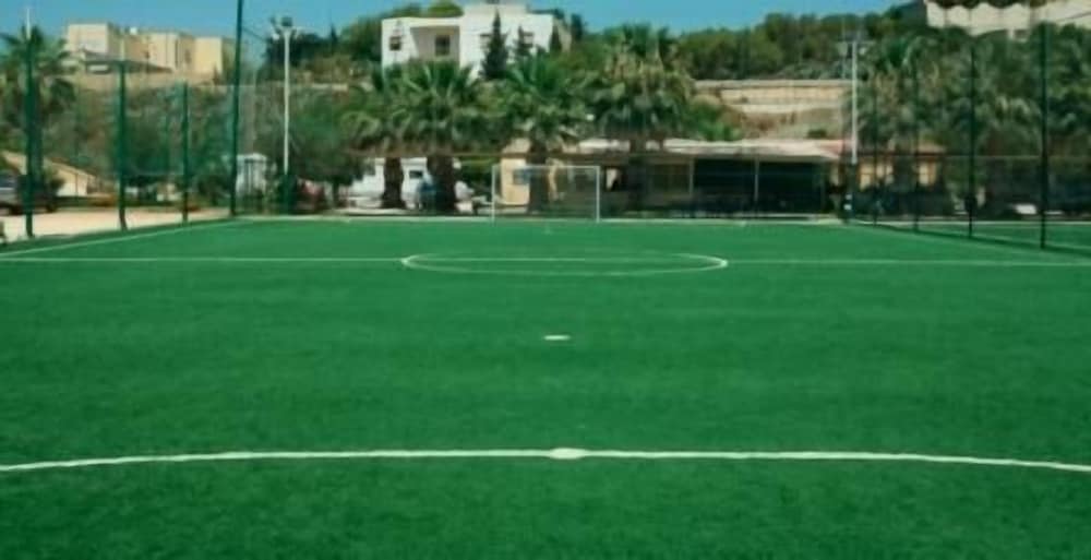 sporting club village