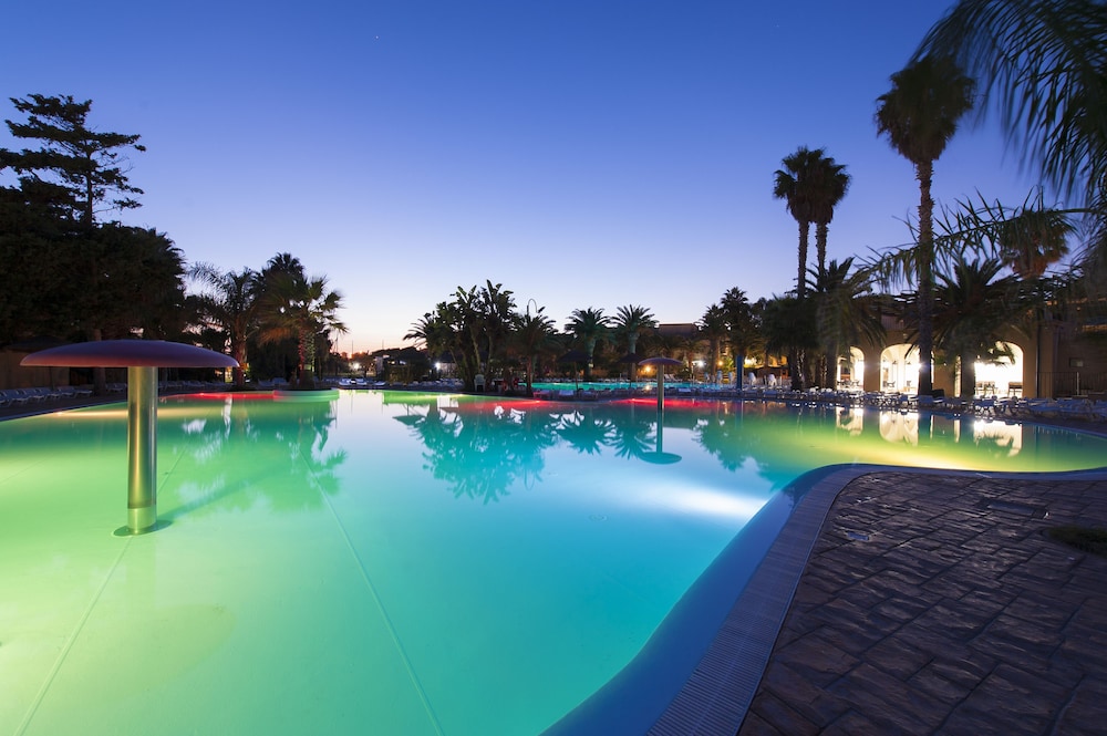 sporting club village