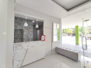 reddoorz syariah near gor satria area