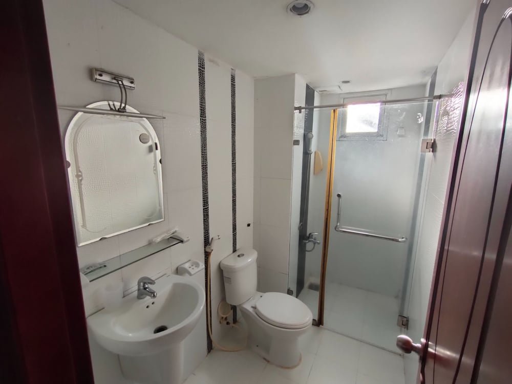 Hoang Nam Hotel Hcm,,3 star