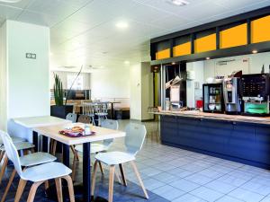 bandb hotel paris romainville noisy le sec