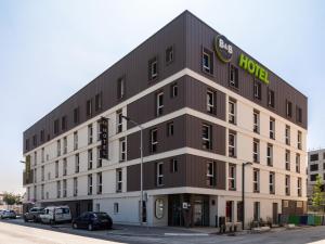 bandb hotel paris romainville noisy le sec