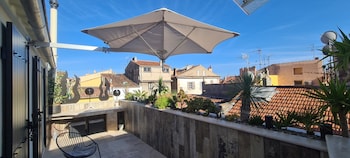 loveroom la garconnhyeres