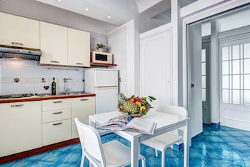 hotel and serviced residence gocce di capri sorrento coast