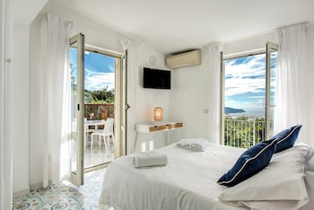 hotel and serviced residence gocce di capri sorrento coast
